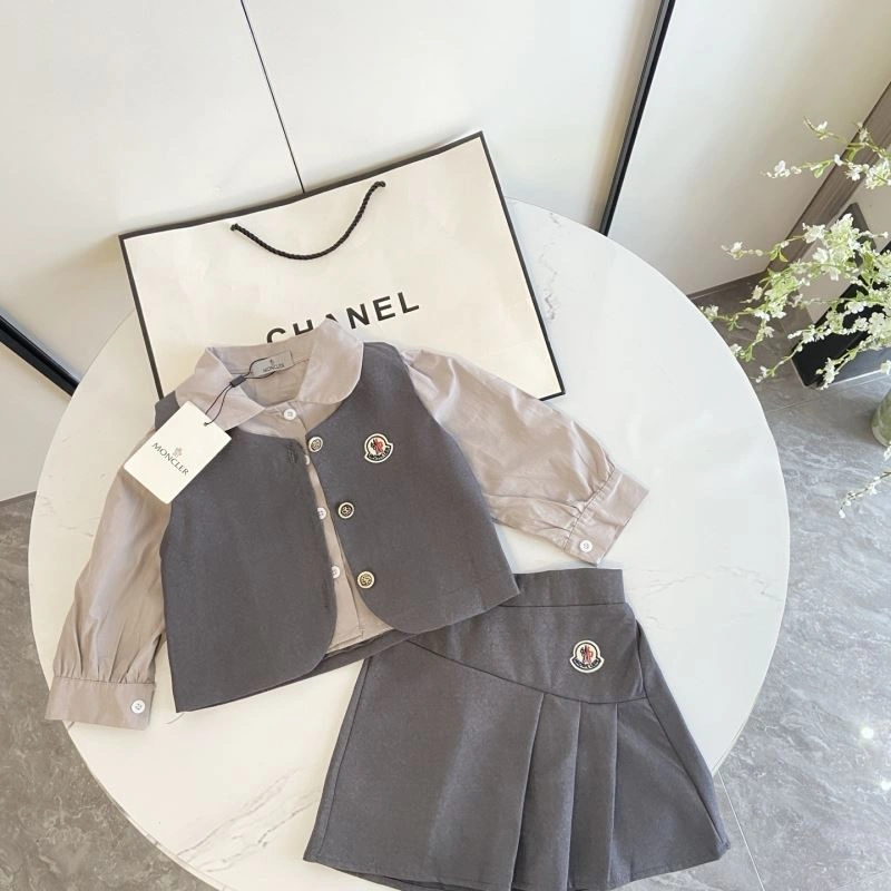 Moncler Kids GoAnywhere 139958