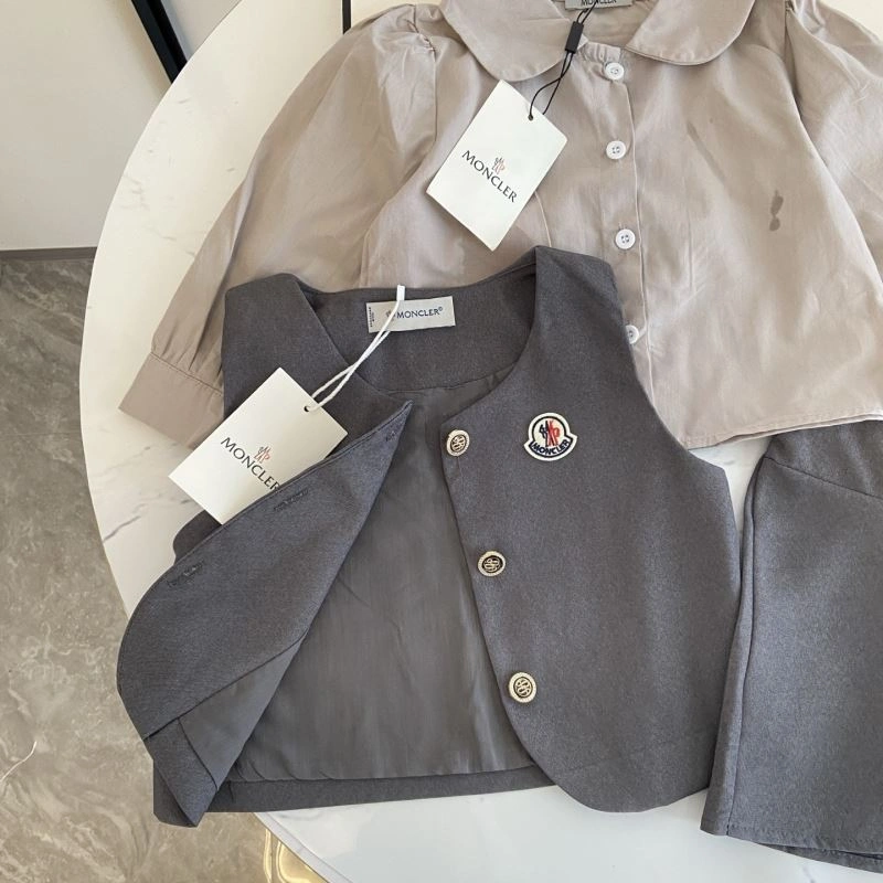 Moncler Kids GoAnywhere 139958