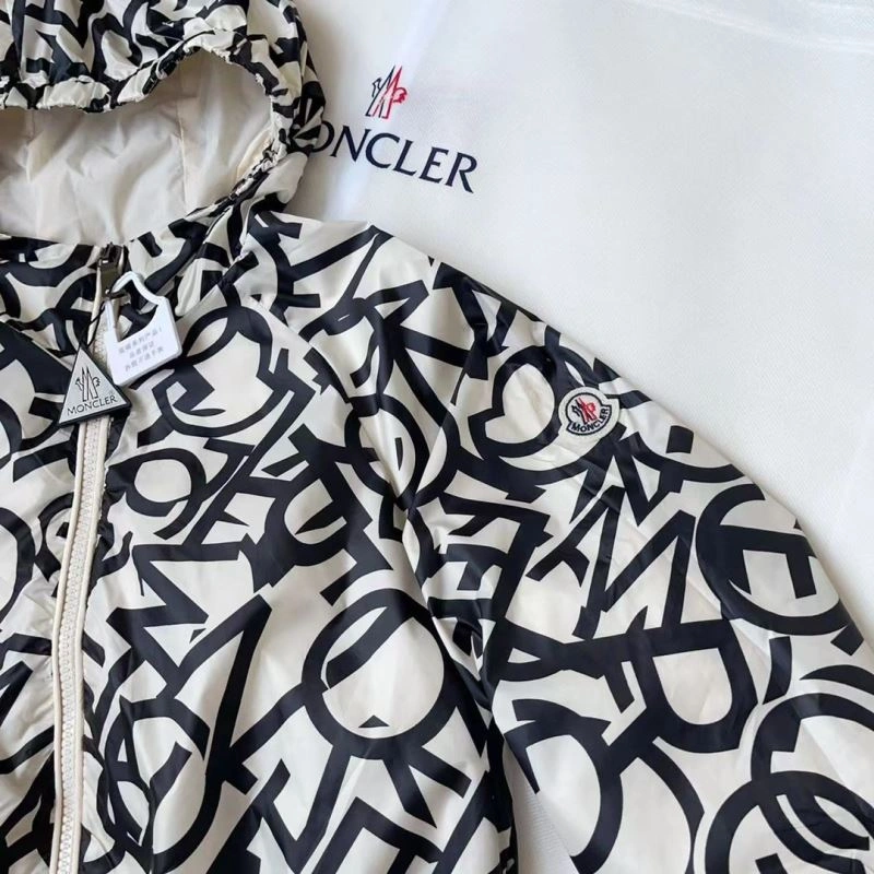Stylish Moncler Kids 139954