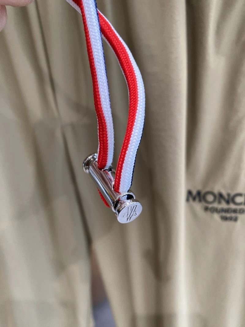Moncler Long Pants Contemporary 142602