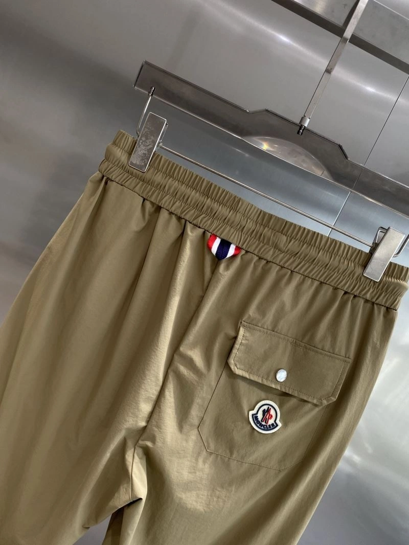 Moncler Long Pants Contemporary 142602