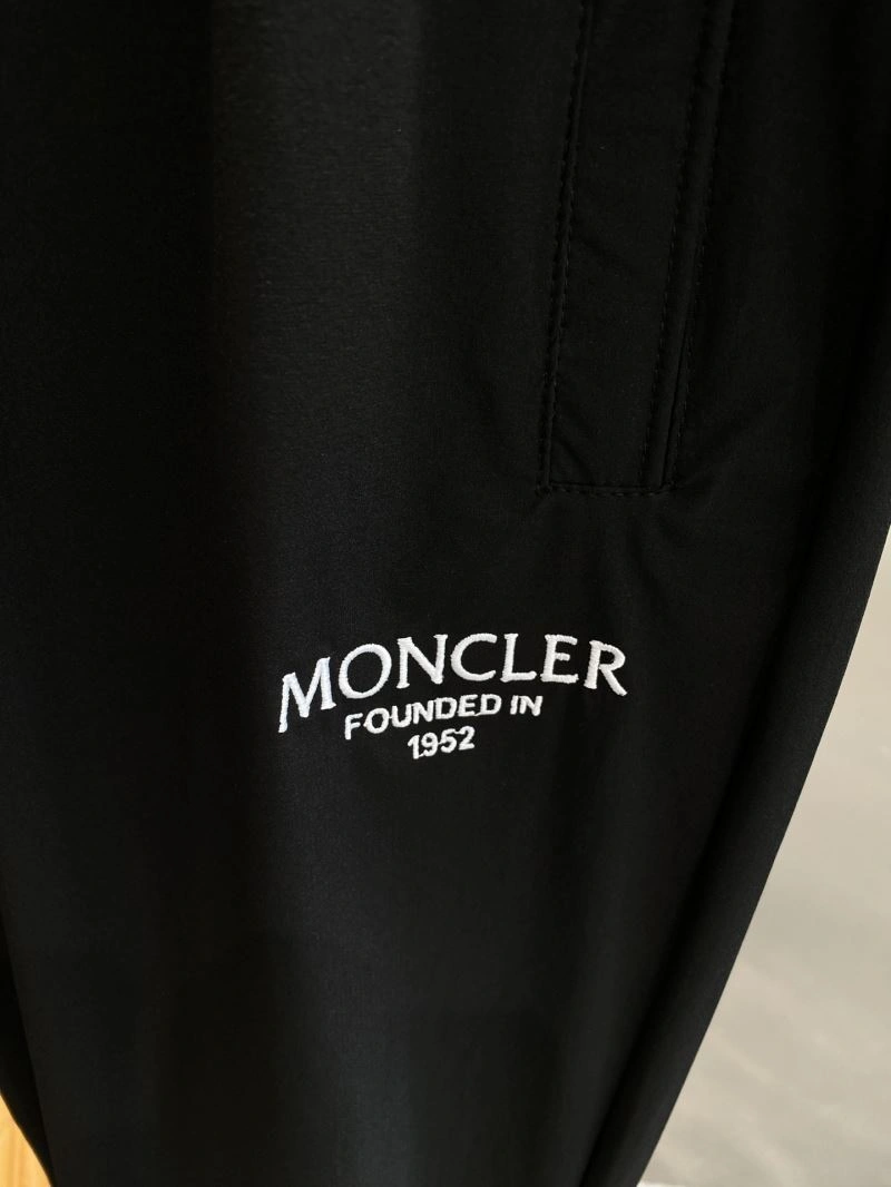 Moncler Long Pants Durable 142598