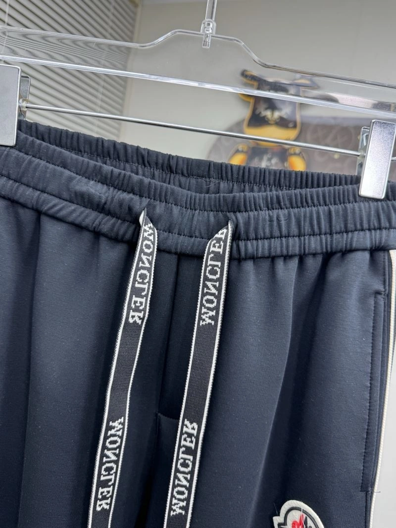 Moncler Long Pants TravelReady 142597