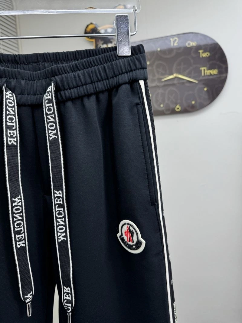 Moncler Long Pants TravelReady 142597