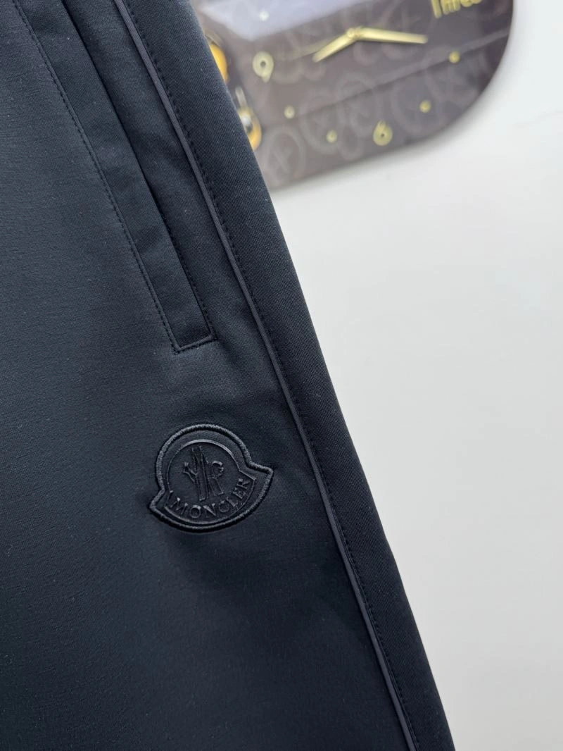 Moncler Long Pants TravelReady 142585