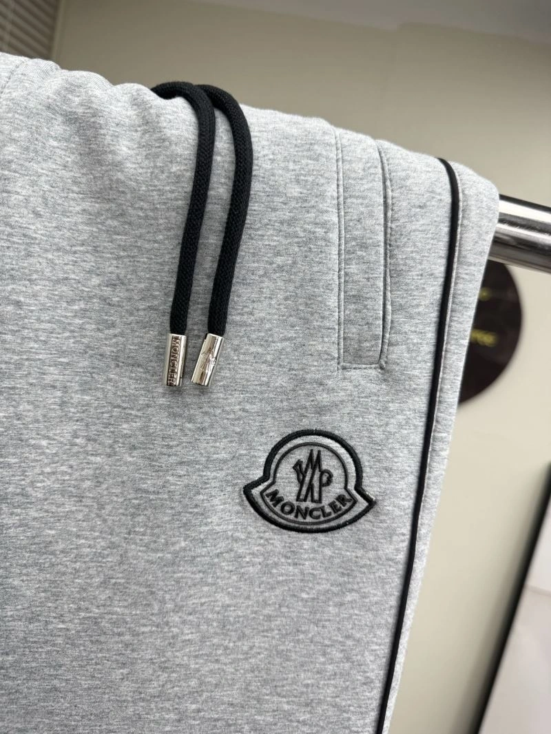 Moncler Long Pants Bright 142591