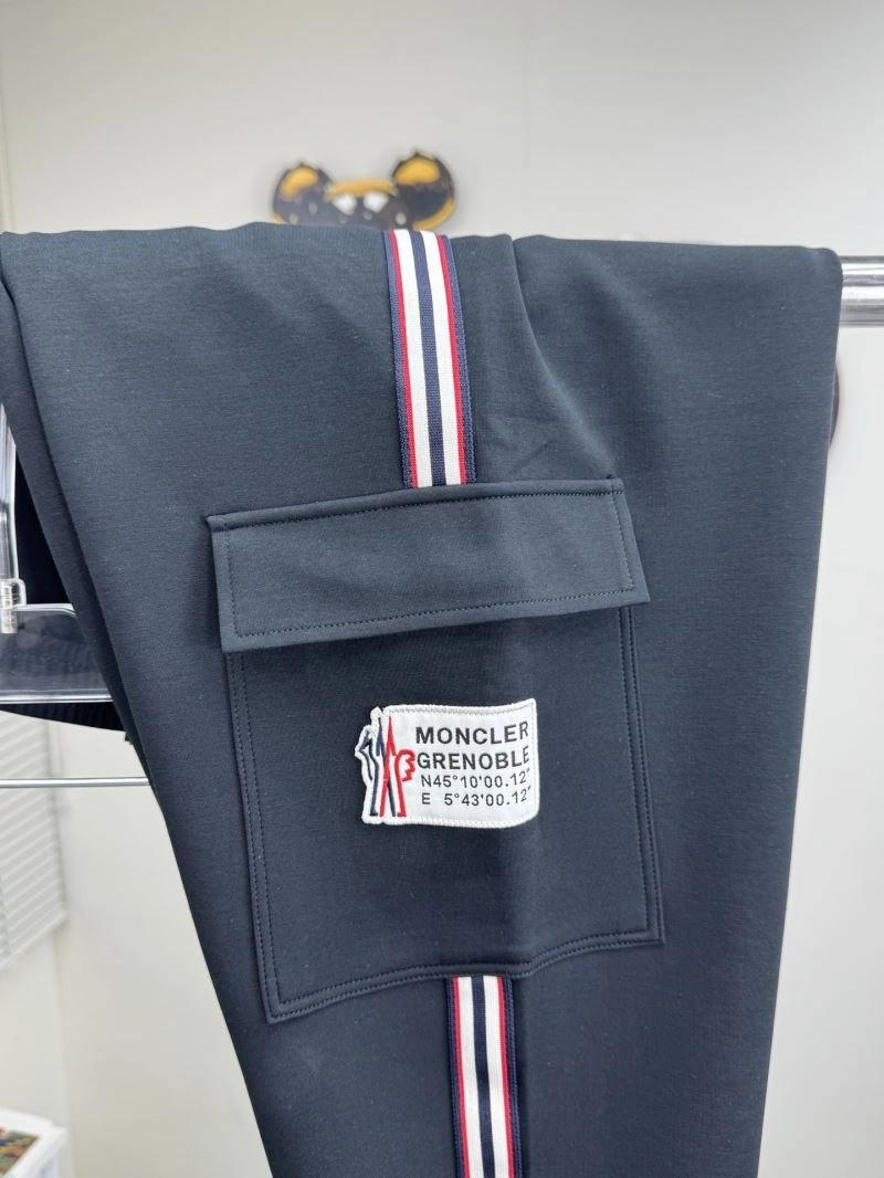 Moncler Long Pants Lightweight 142584
