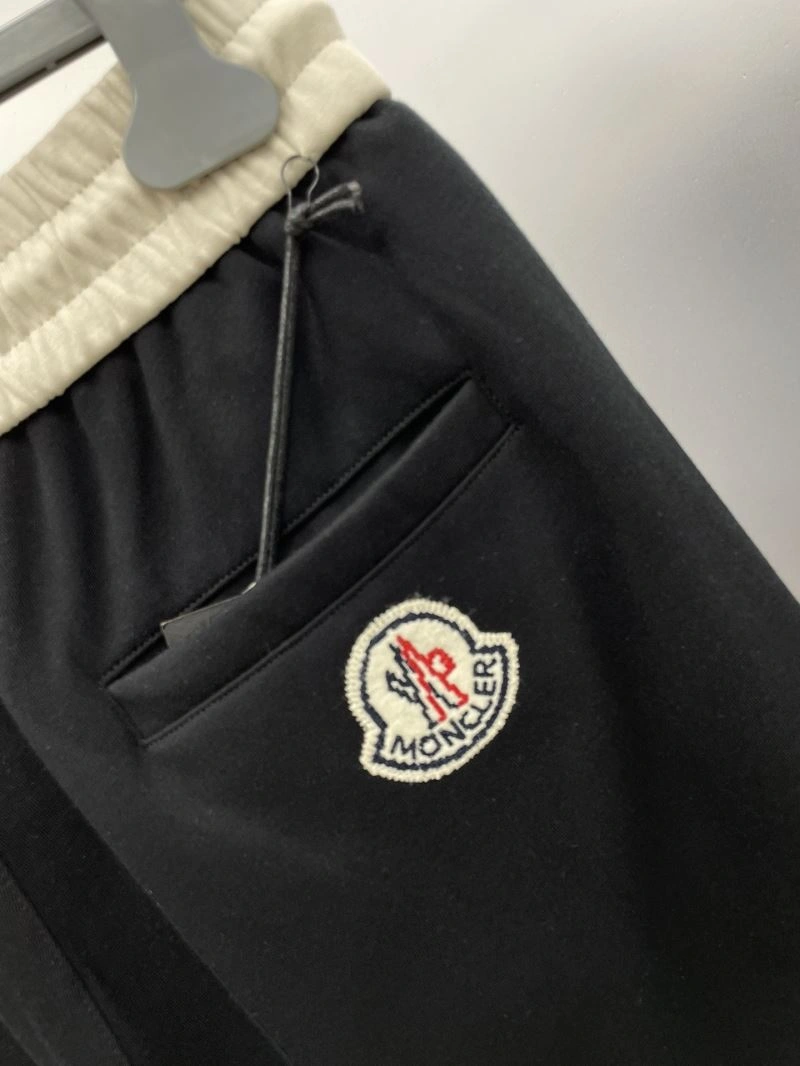 Moncler Long Pants TimelessDesign 142576