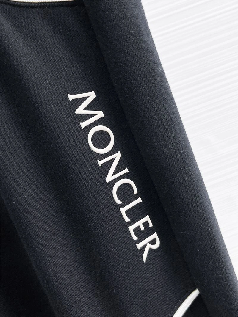 Trendsetting Moncler Long Pants 142173