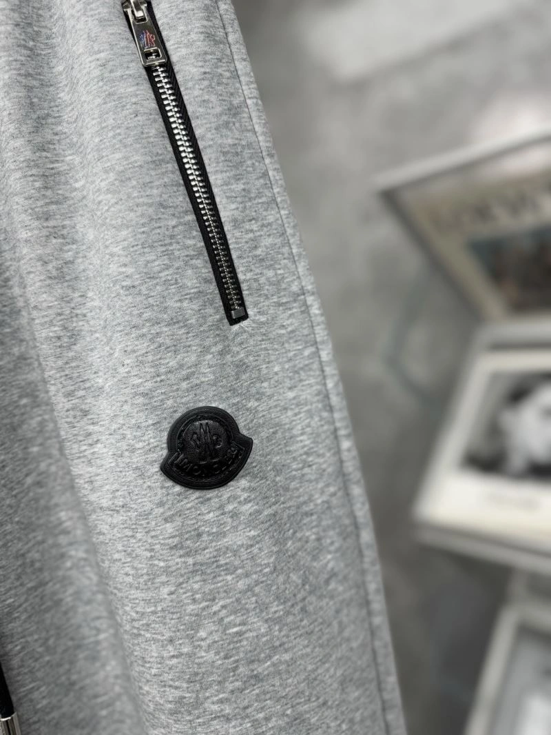 RelaxedFit Moncler Long Pants 142163