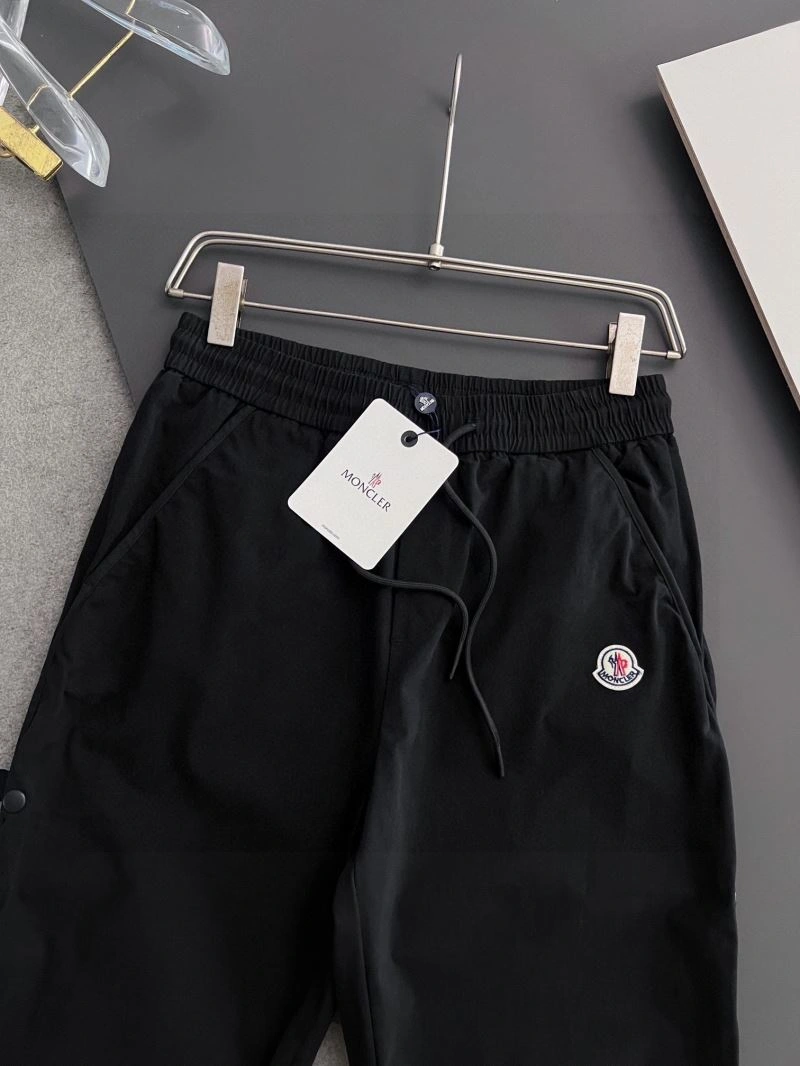 Seasonal Moncler Long Pants 141603