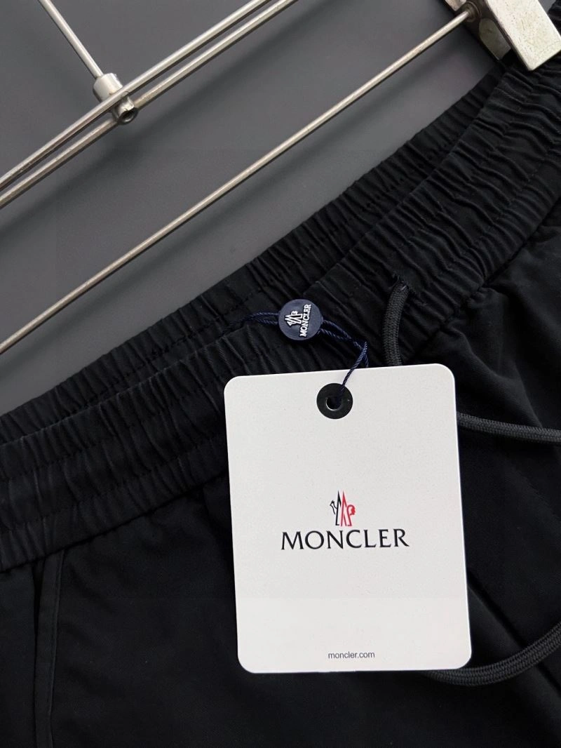 Seasonal Moncler Long Pants 141603