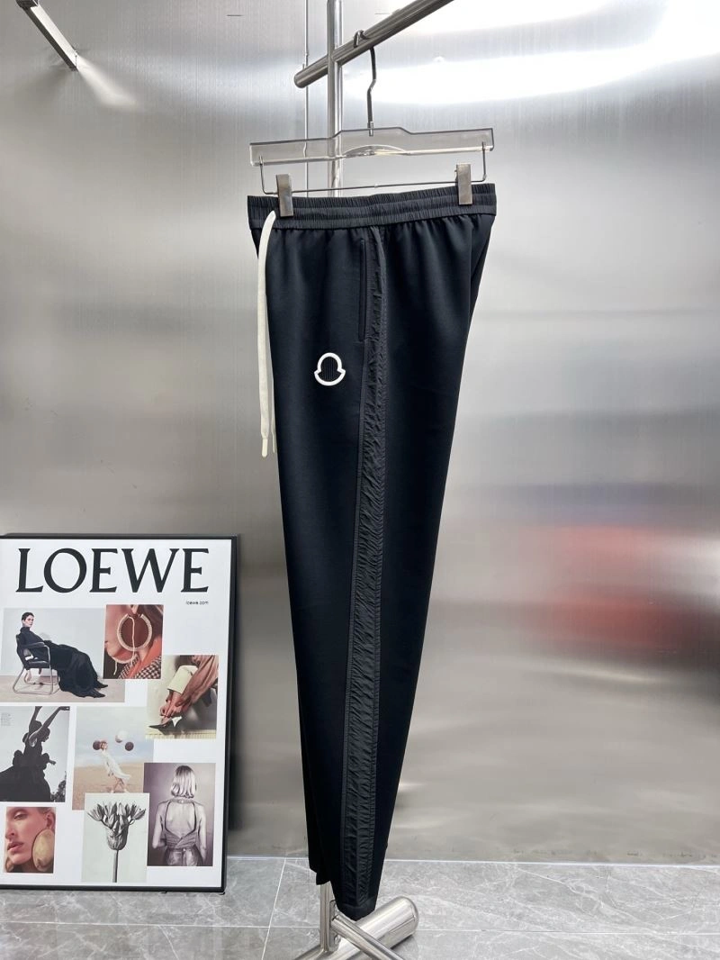Moncler Long Pants Lightweight 141193