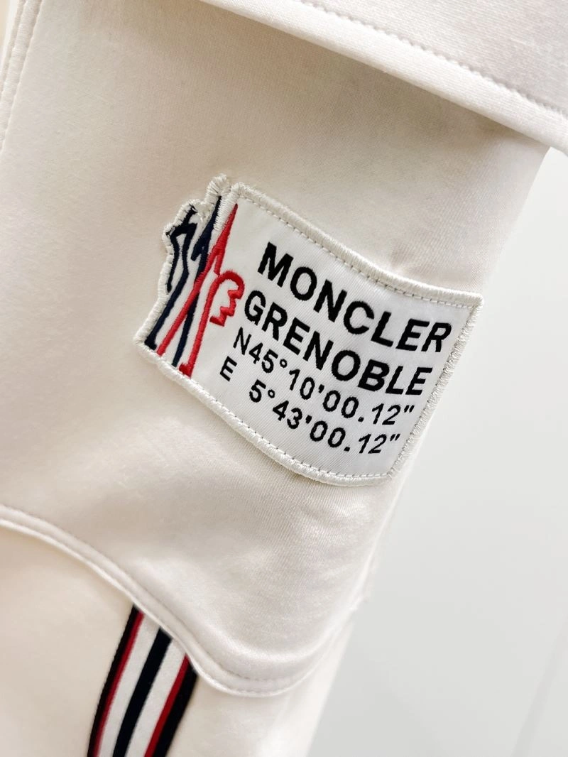 Moncler Long Pants Vibrant 140800