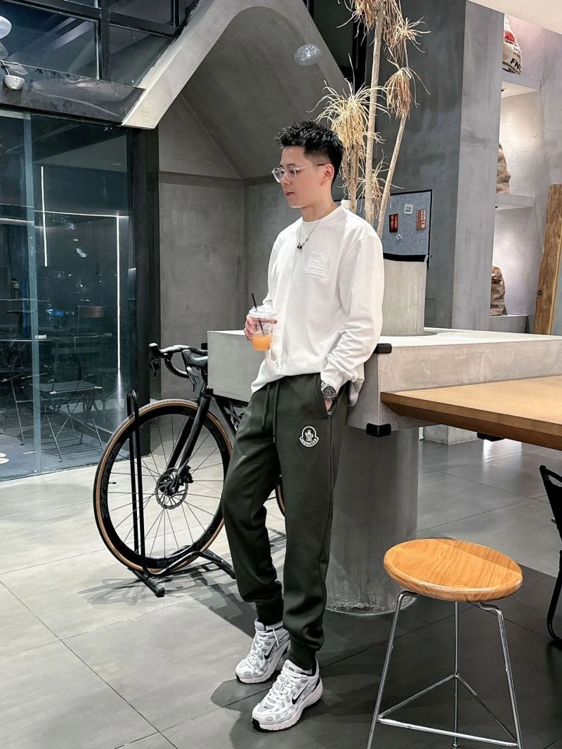 Moncler Long Pants Practical 140786