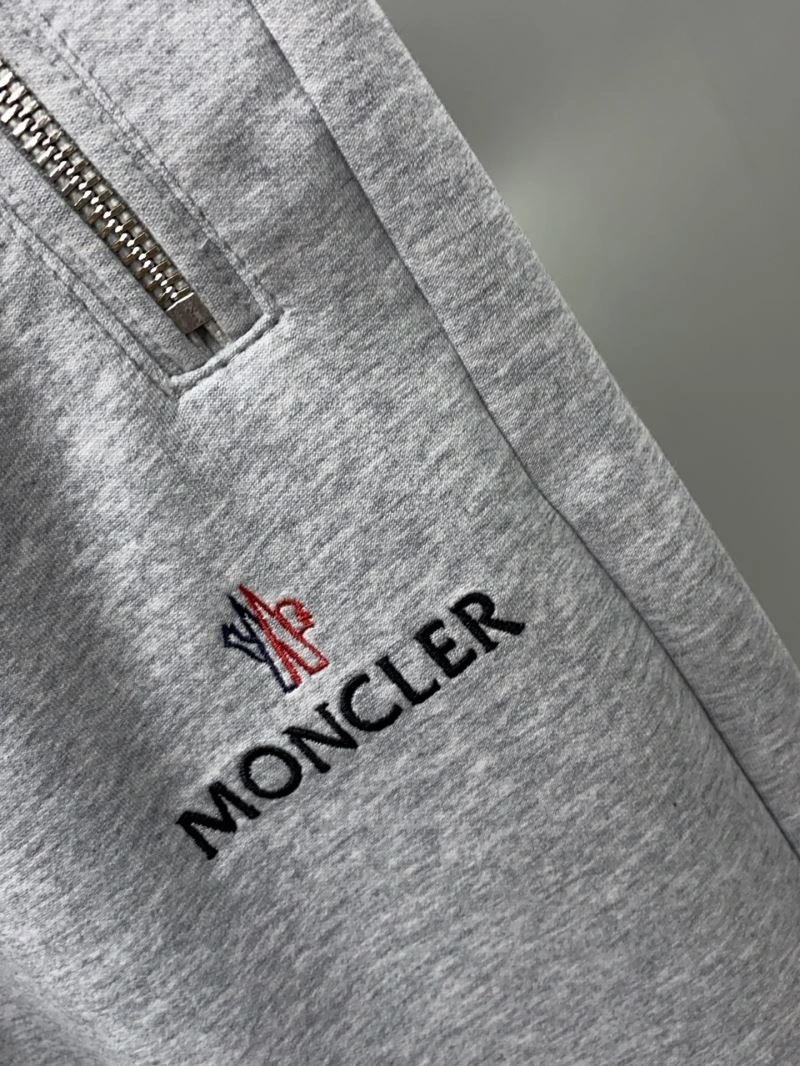 Moncler Long Pants UrbanChic 140356