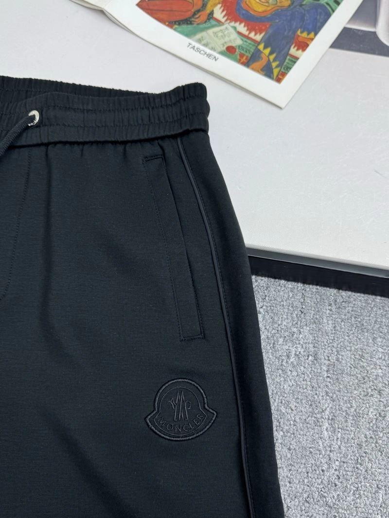 Moncler Long Pants Sustainable 140347