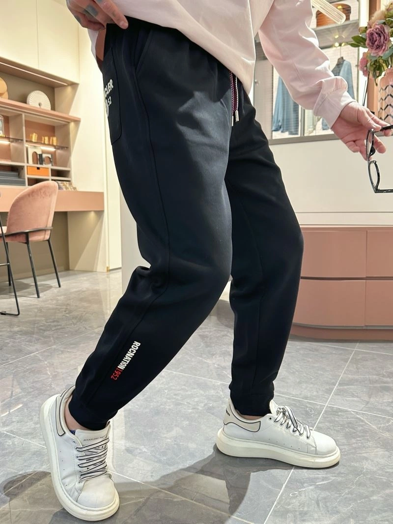 RelaxedFit Moncler Long Pants 140332