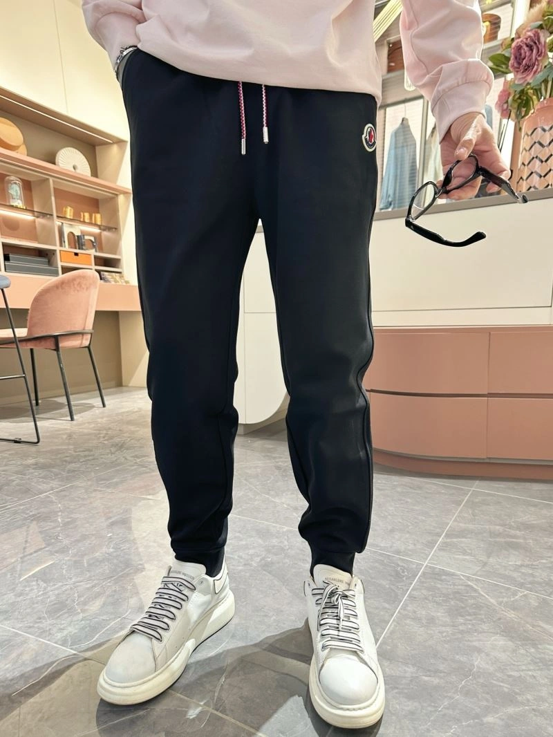 RelaxedFit Moncler Long Pants 140332