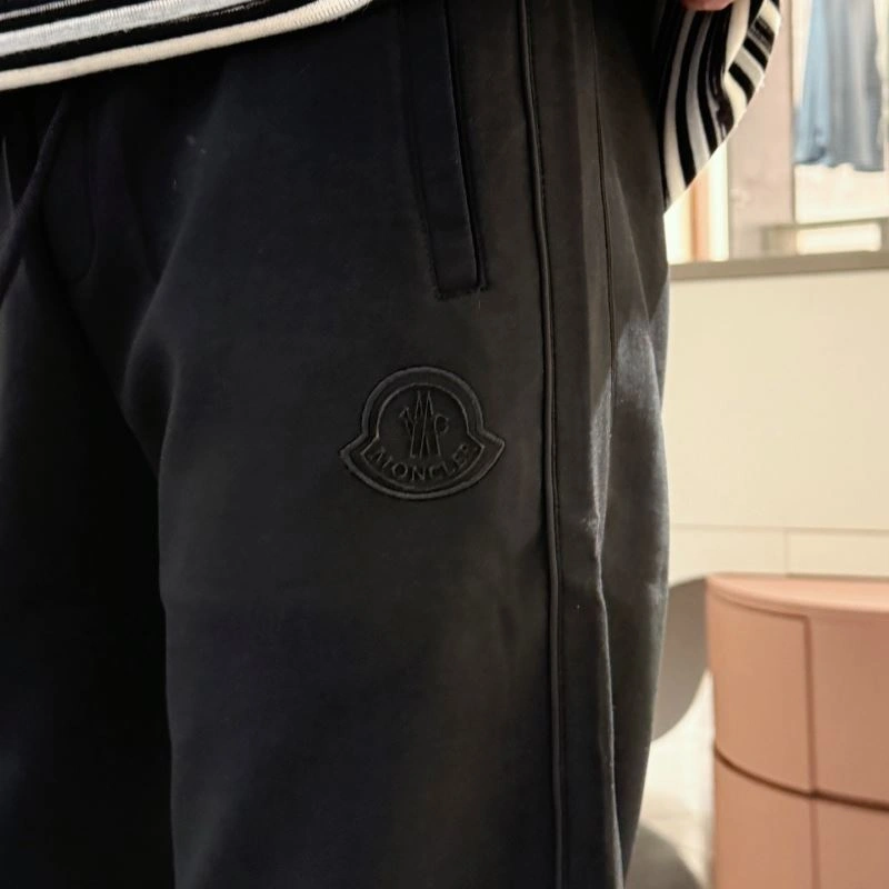 Moncler Long Pants Breathable 140324