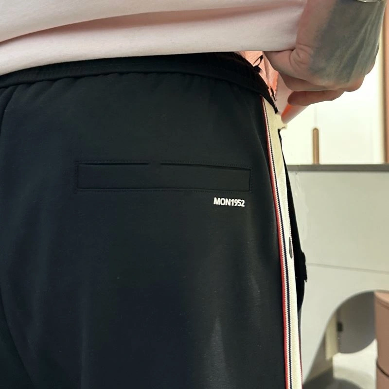 Moncler Long Pants Unique 140322
