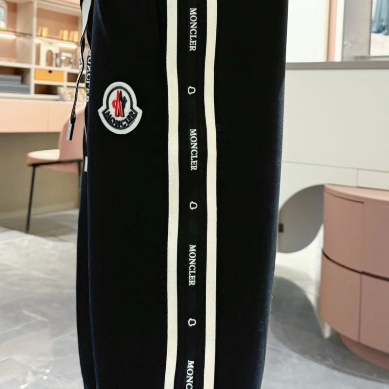 WaterResistant Moncler Long Pants 140315