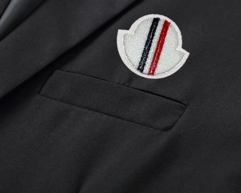 Moncler Long Suits Affordable 143714
