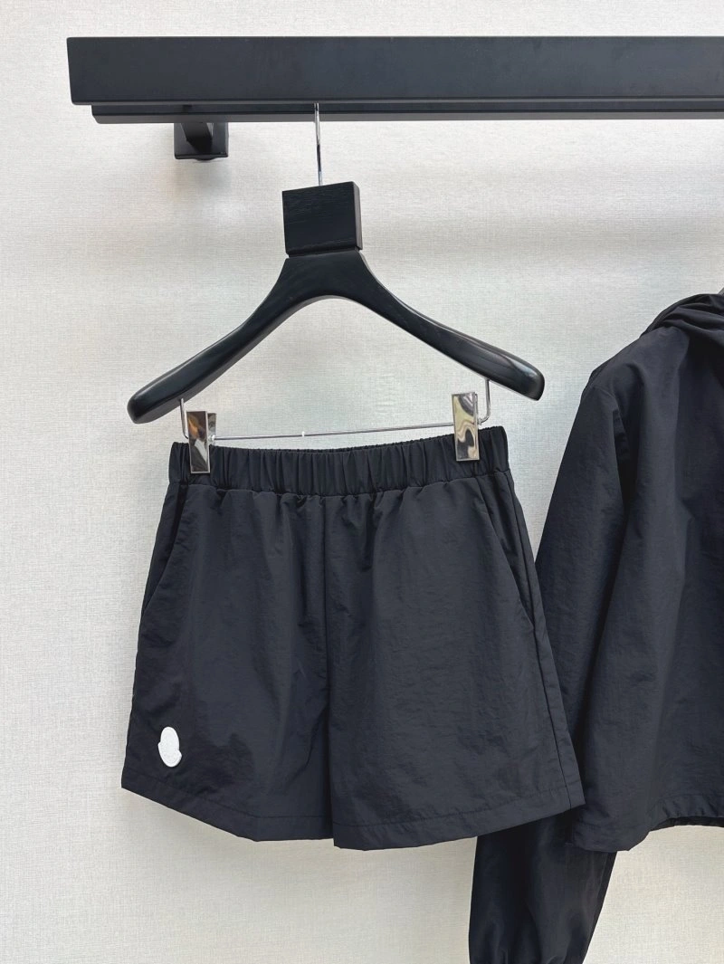 WrinkleFree Moncler Long Suits 139656