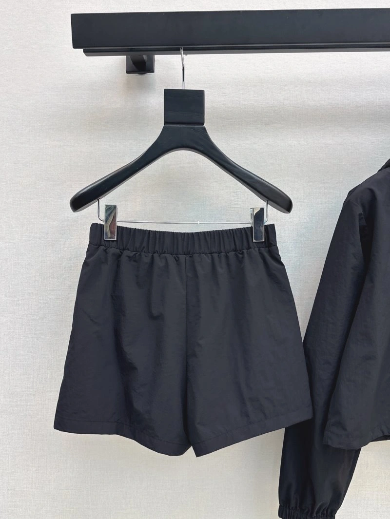 WrinkleFree Moncler Long Suits 139656