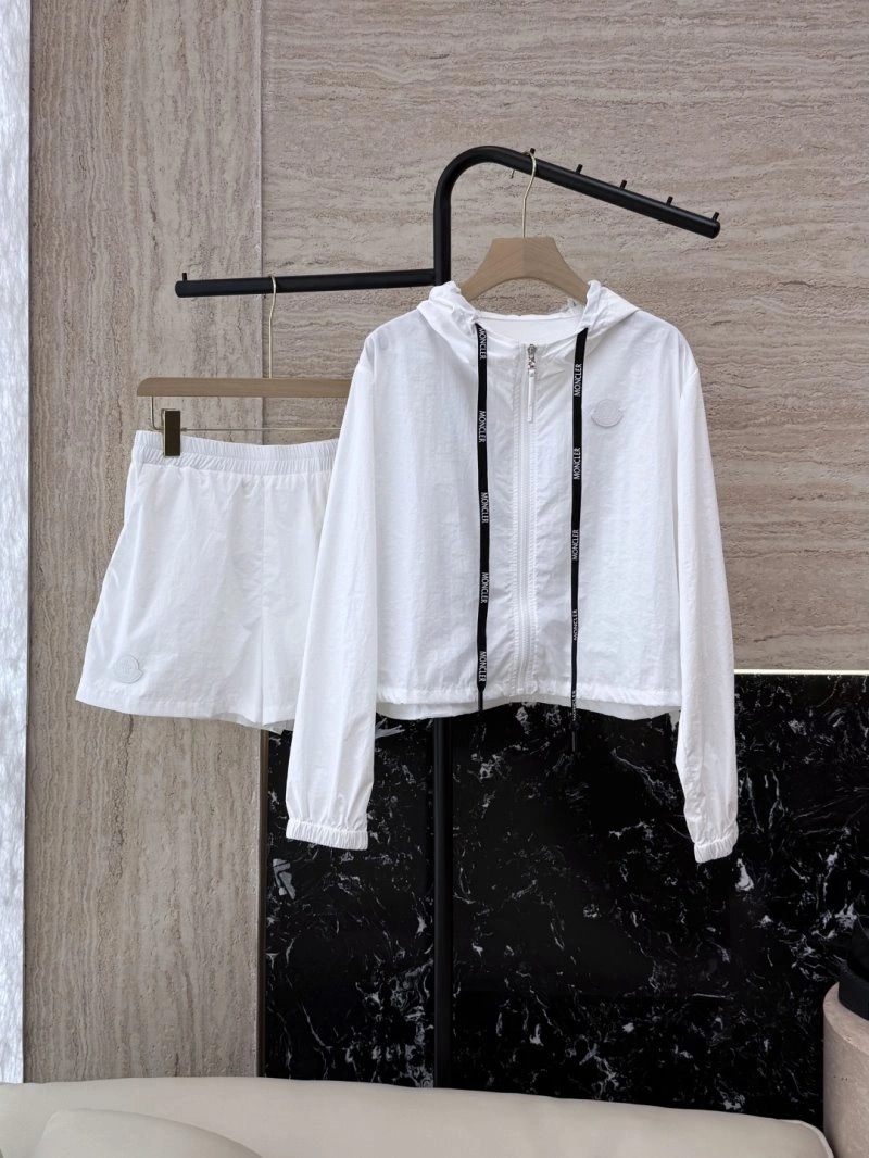 Moncler Long Suits Affordable 139617