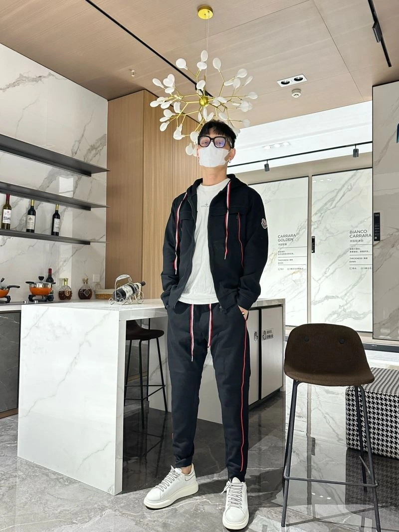 Modern Moncler Long Suits 140299