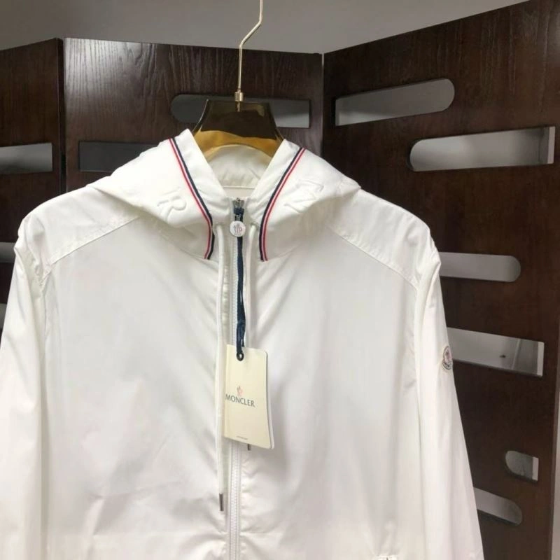 Reliable Moncler Outwear 143754