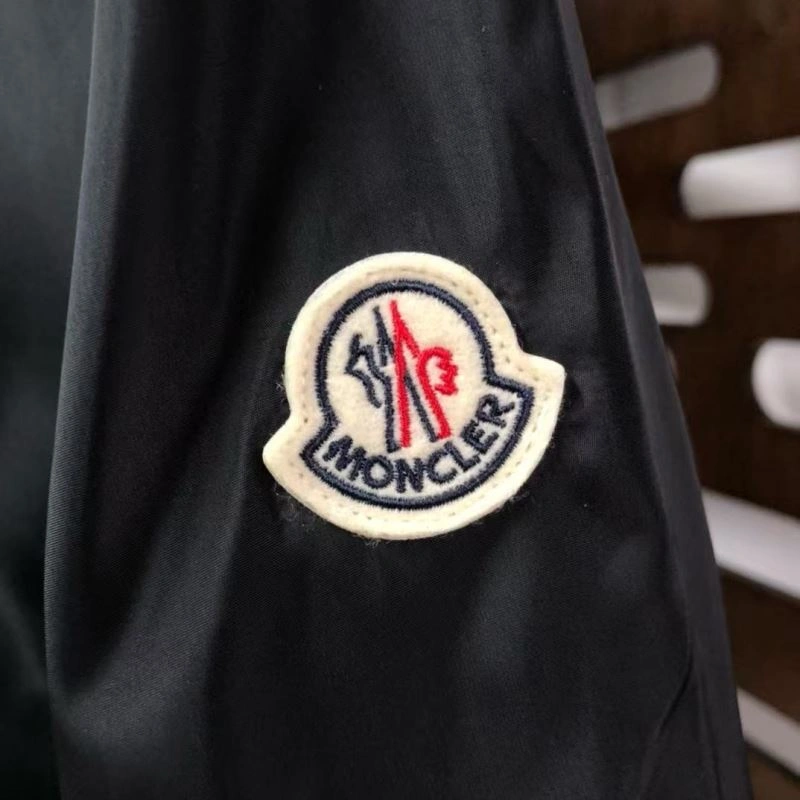 SportInspired Moncler Outwear 143739