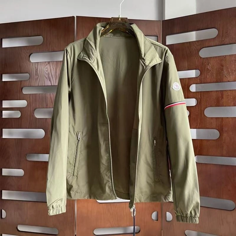 Moncler Outwear EyeCatching 143749