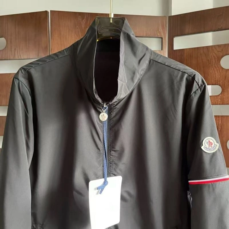 Moncler Outwear EyeCatching 143749