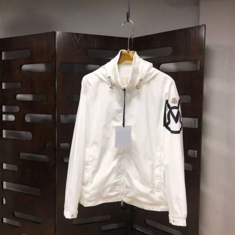 Moncler Outwear WaterResistant 143731