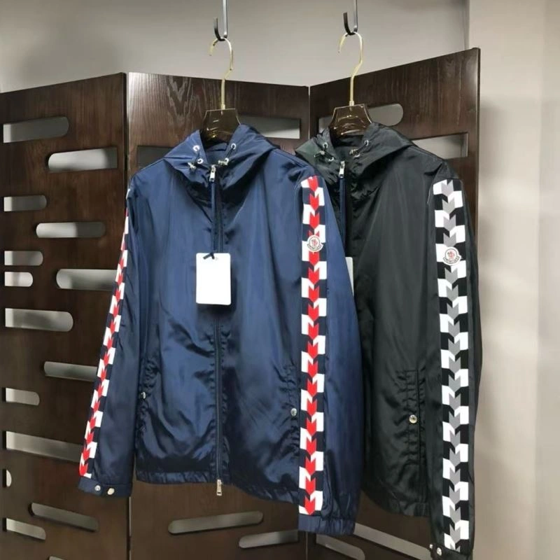 Functional Moncler Outwear 143727