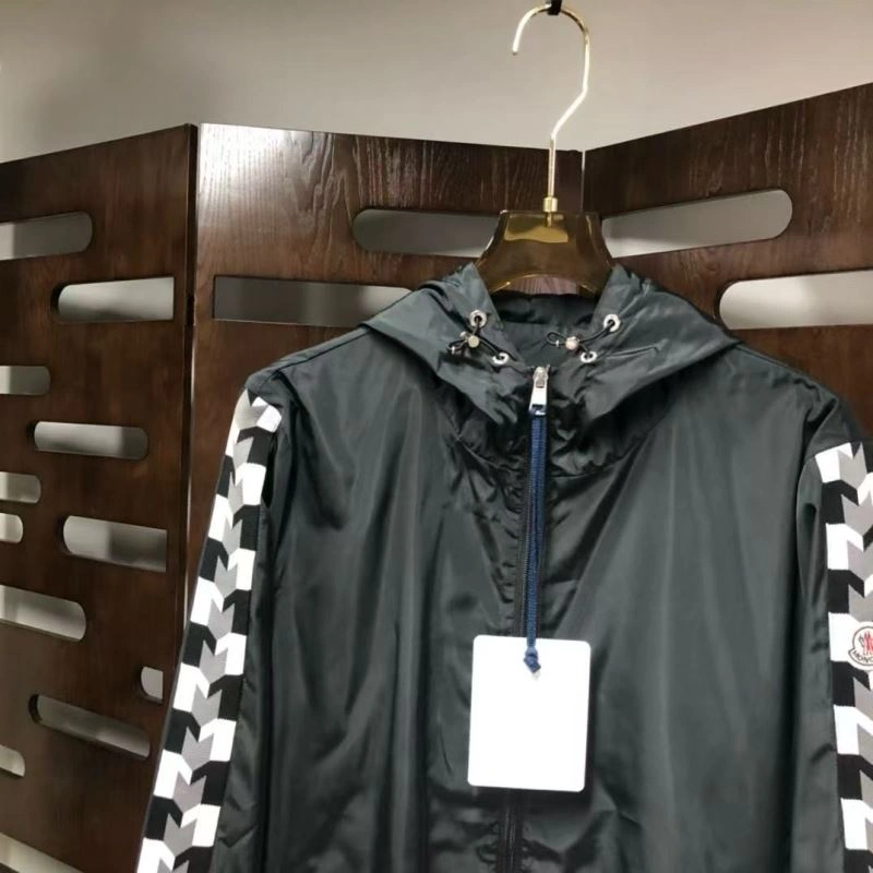 Functional Moncler Outwear 143727