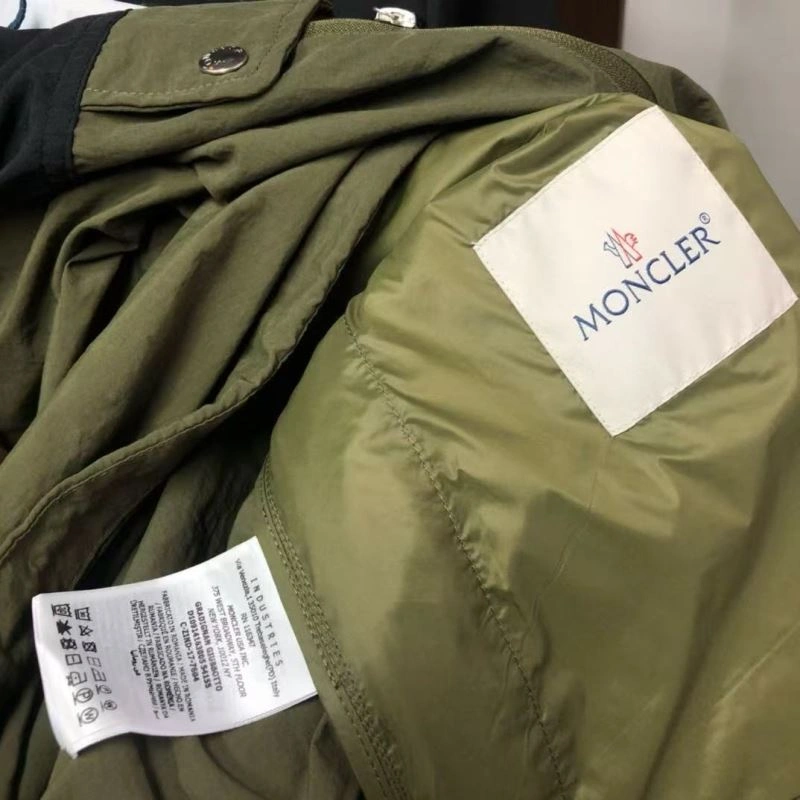DailyWear Moncler Outwear 139989