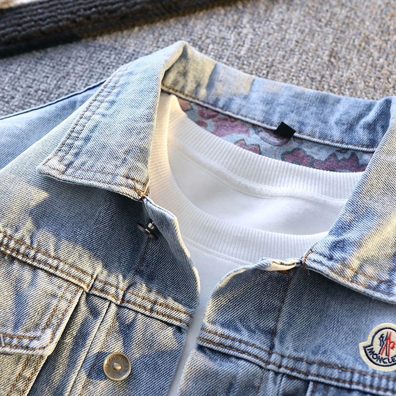 Comfortable Moncler Outwear 143692