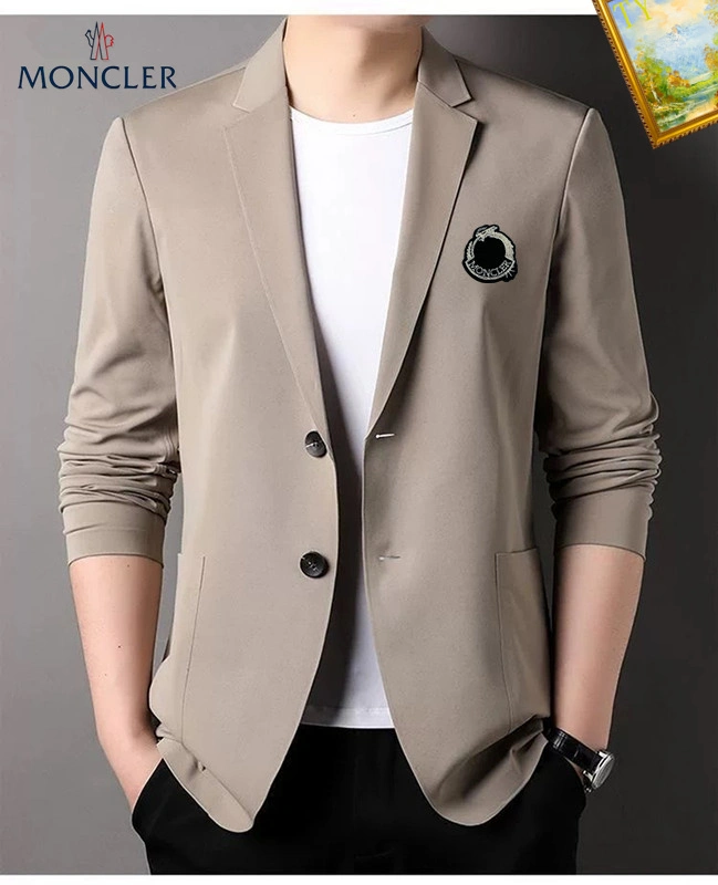Moncler Outwear Elegant 139862