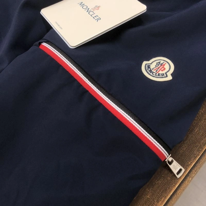 Lightweight Moncler Outwear 143613