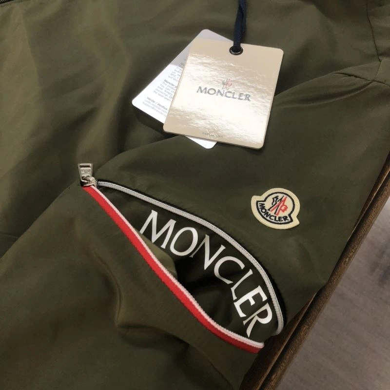 Neat Moncler Outwear 143614