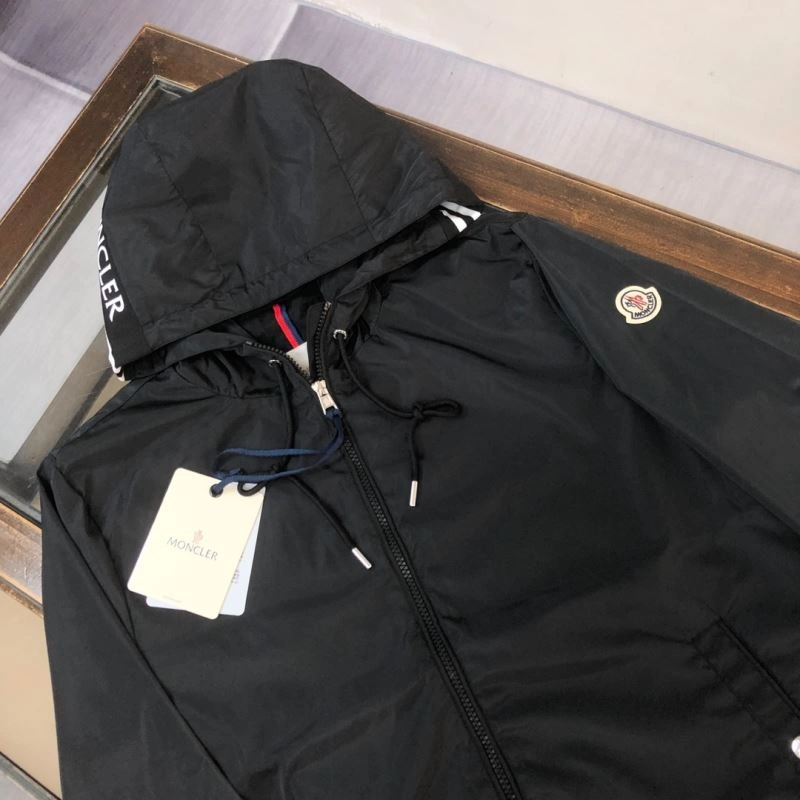 Moncler Outwear TopPick 143609