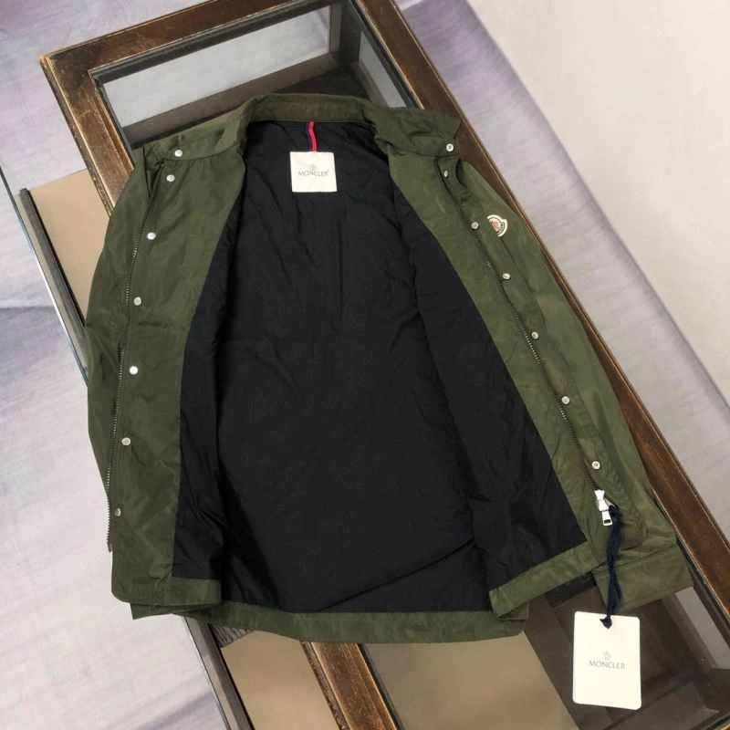 Moncler Outwear AllSeason 143636