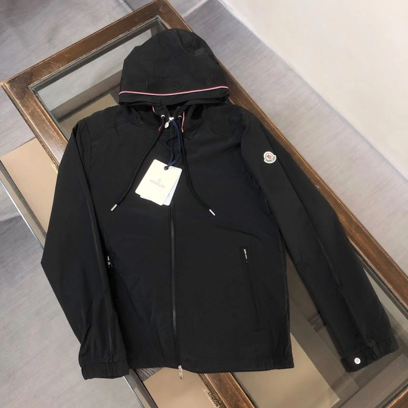 Moncler Outwear NewStyle 143606