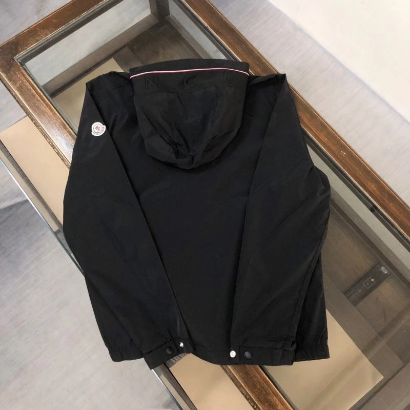 Moncler Outwear NewStyle 143606