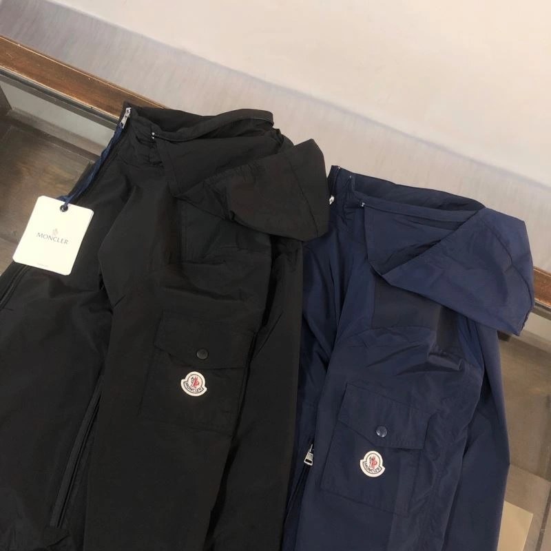 Soft Moncler Outwear 143604