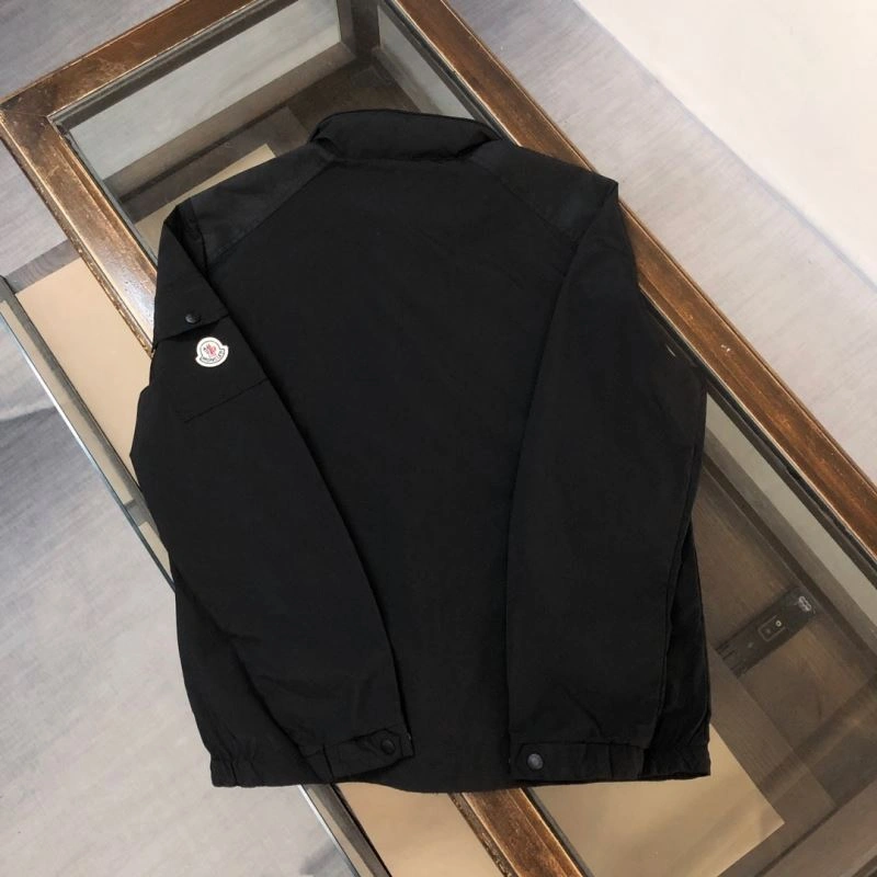 Soft Moncler Outwear 143604