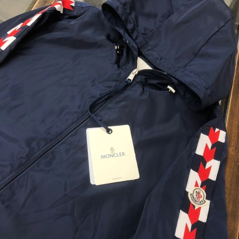 SoftTouch Moncler Outwear 143601